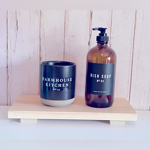 Revival Goods Wooden Soap Stand - Picture 2 of 3